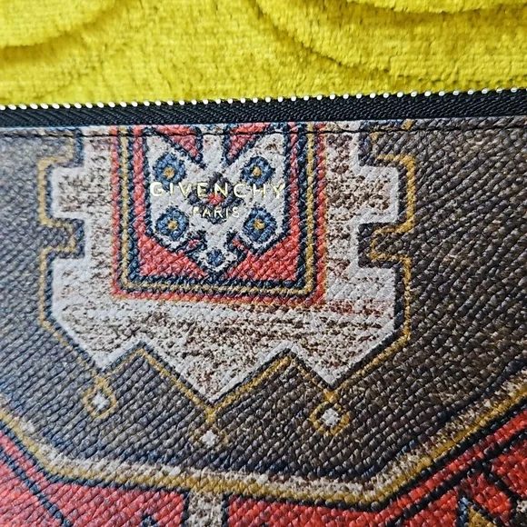 GIVENCHY Large Persian Print Pouch - Picture 2 of 8